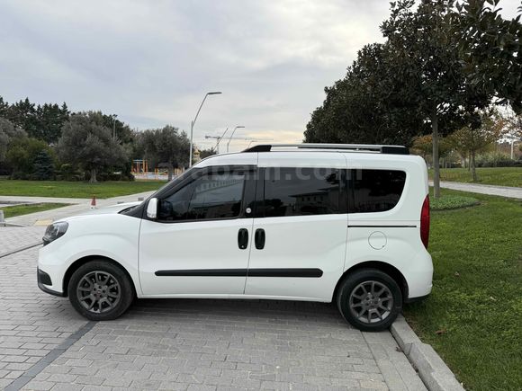 Sahibinden Fiat Doblo Combi 1.6 Multijet Safeline 2023 Model 