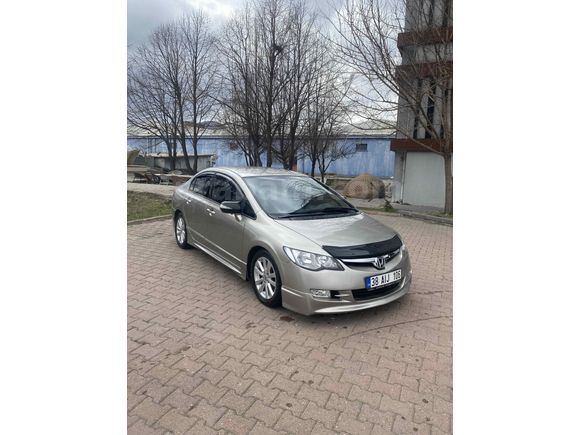 Sahibinden Honda Civic 1.6 Dream 2007 Model  239.000 km Şampanya