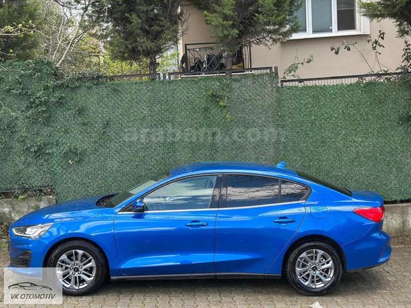 FORD FOCUS 1.5 ECOBLUE TİTANİUM STİLL DÜŞÜK KM