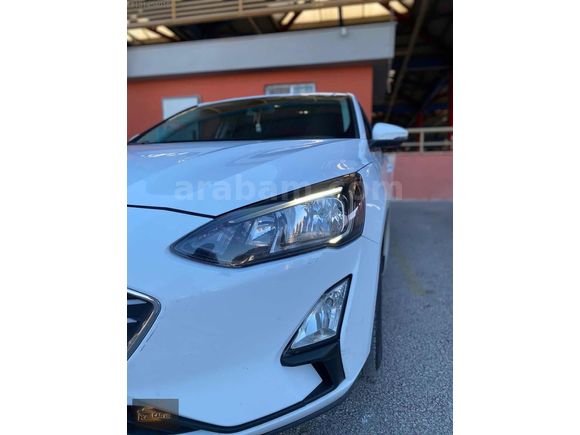 Car xXx'Den FORD FOCUS