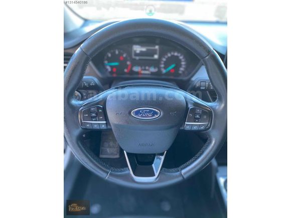 Car xXx'Den FORD FOCUS