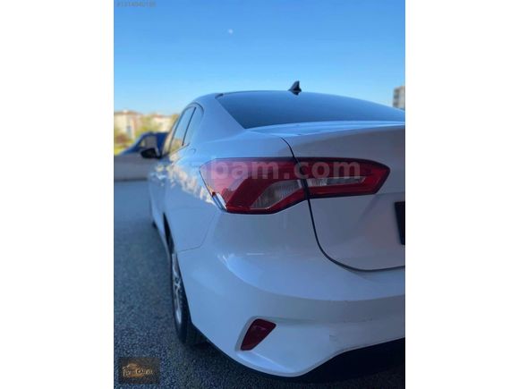 Car xXx'Den FORD FOCUS