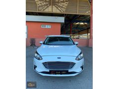 Car xXx'Den FORD FOCUS