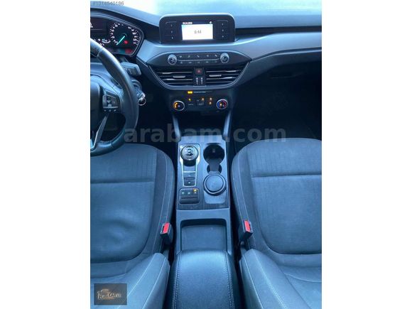 Car xXx'Den FORD FOCUS