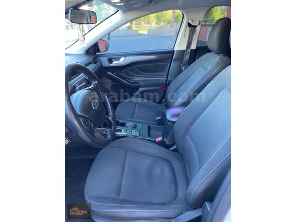Car xXx'Den FORD FOCUS