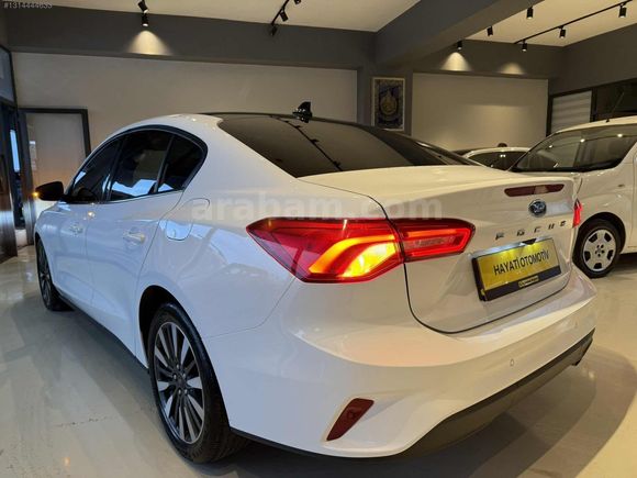 11.000 Km'de Boyasız Cam Tavan Kış Paketli