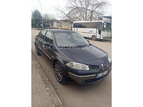 Sahibinden Renault Megane 1.5 dCi Privilage 2008 Model  192. 000 km Füme