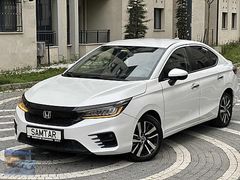 1.5 PARCA BOYALI 108 KM DE COK TEMİZ CİTY