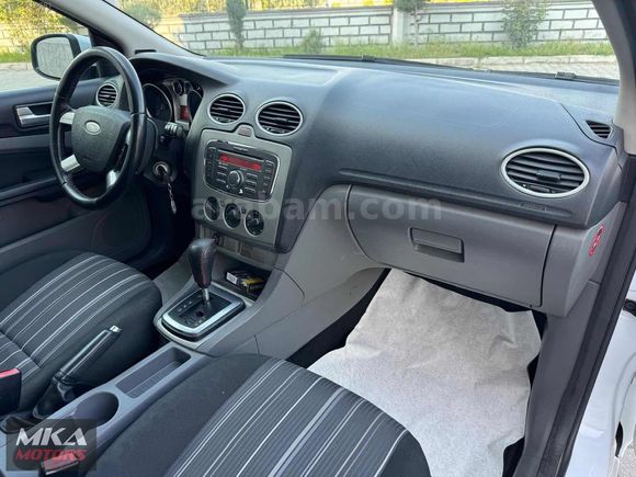 FORD Focus 1.6 Comfort Otomatik LPG-DEĞİŞENSİZ