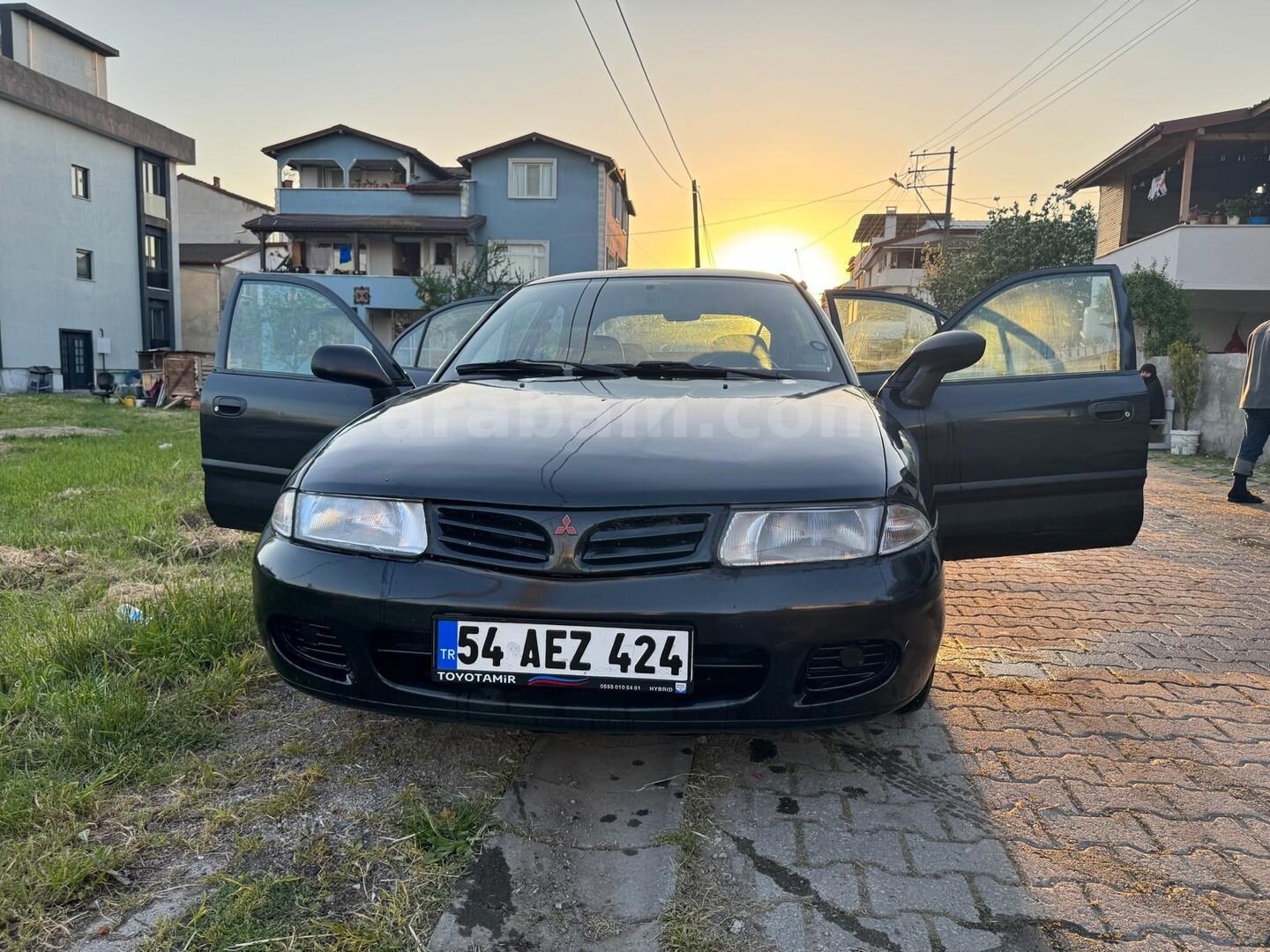 Sahibinden Mitsubishi Carisma 1.6 GL 1999 Model Sakarya 287.000 km Siyah 4