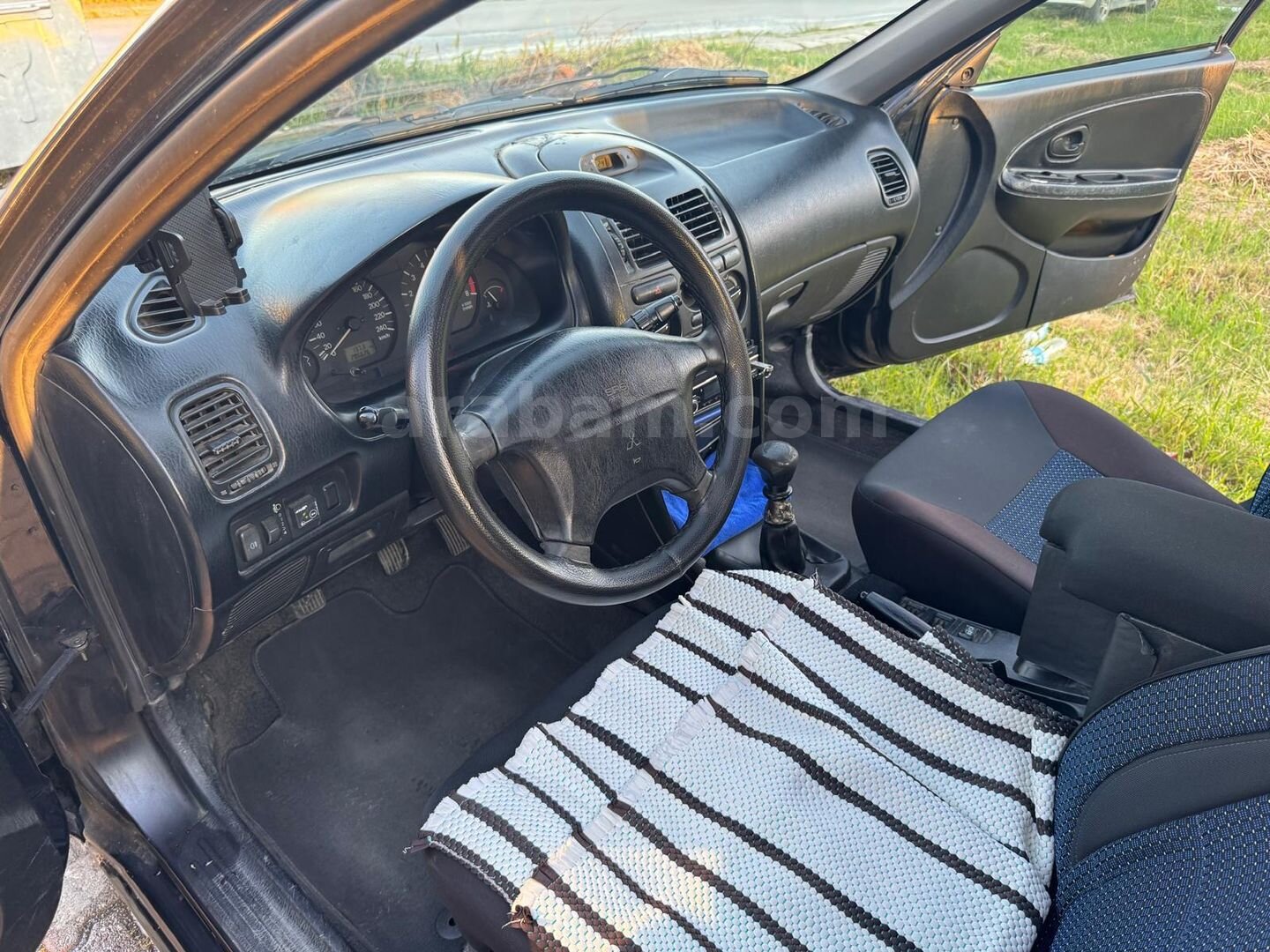 Sahibinden Mitsubishi Carisma 1.6 GL 1999 Model Sakarya 287.000 km Siyah 7