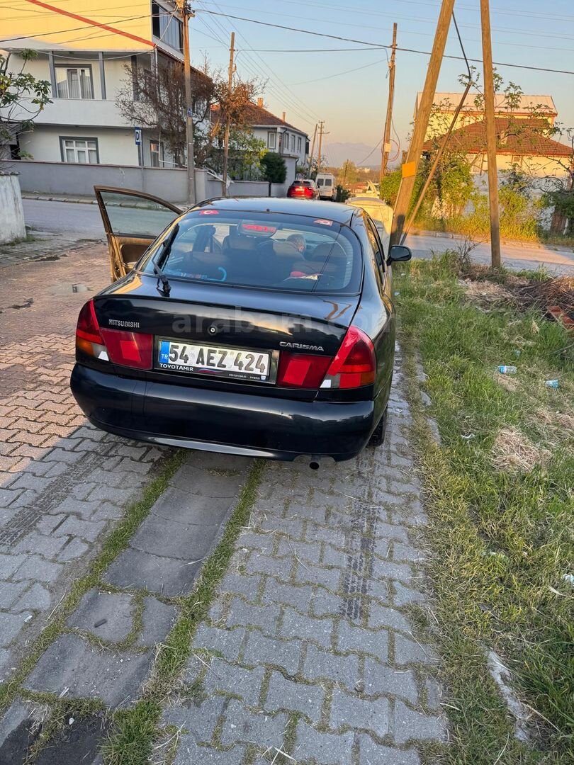 Sahibinden Mitsubishi Carisma 1.6 GL 1999 Model Sakarya 287.000 km Siyah 3