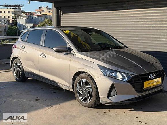 HYUNDAİ İ20 STYLE