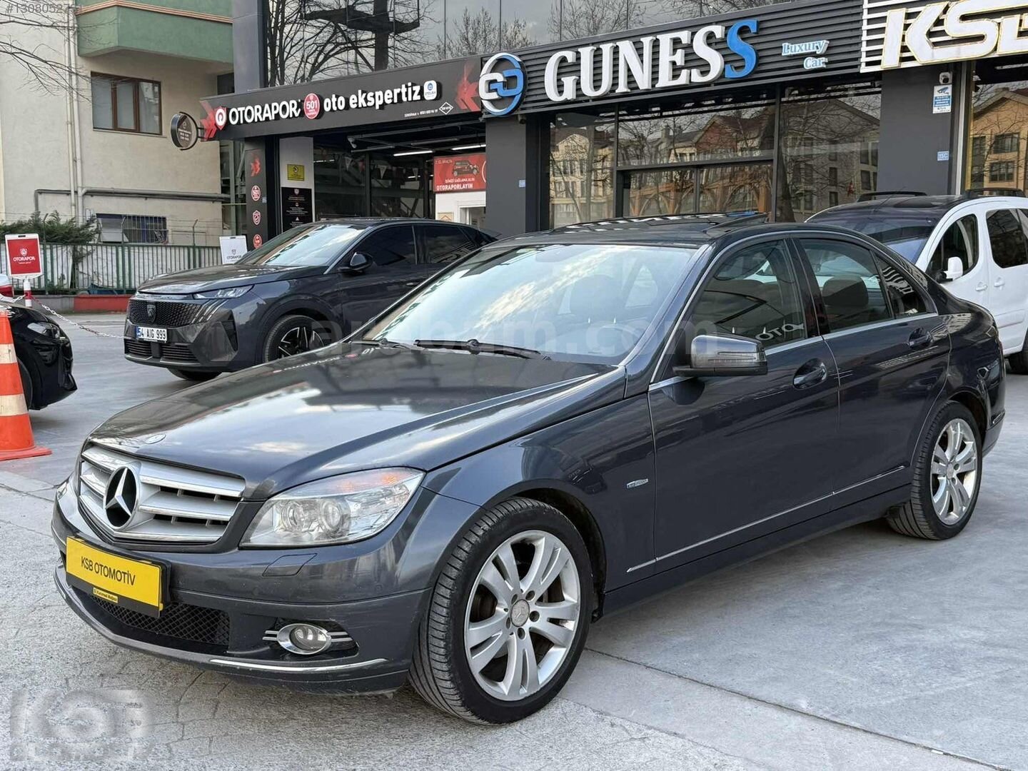 Galeriden Mercedes - Benz C 180 Kompressor BlueEfficiency Fascination 2010 Model Sakarya 340.000 km Gri 3