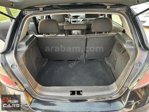 EnCars'dan Opel Astra