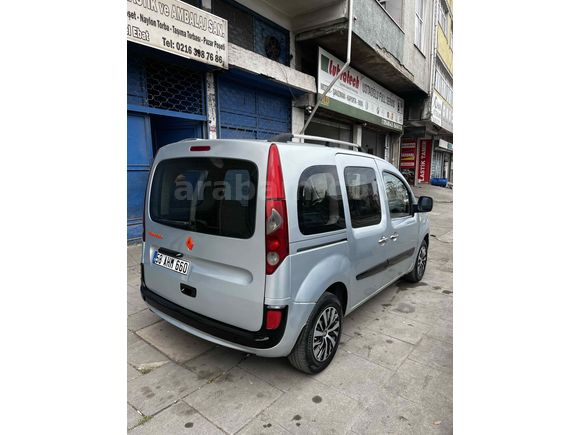 Sahibinden Renault Kangoo Multix 1.5 dCi Expression 2010 Model 