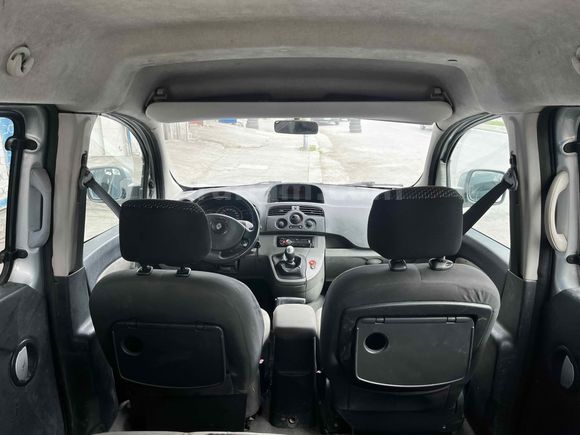 Sahibinden Renault Kangoo Multix 1.5 dCi Expression 2010 Model 