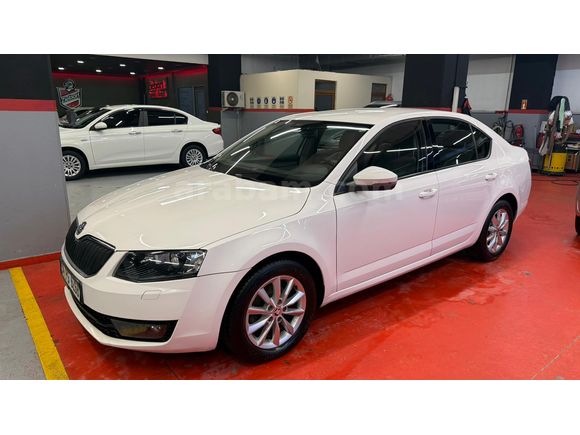 Sahibinden Skoda Octavia 1.6 TDI Style CR 2015 Model 