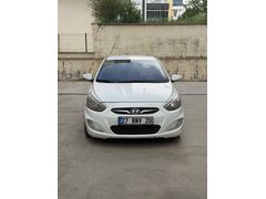Sahibinden Hyundai Accent Blue 1.6 CRDI Prime 2014 Model 