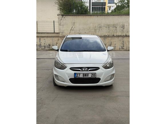 Sahibinden Hyundai Accent Blue 1.6 CRDI Prime 2014 Model 