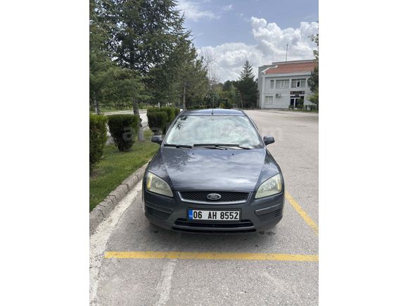 Sahibinden Ford Focus 1.6 Trend 2005 Model Ankara 173.800 km Gri