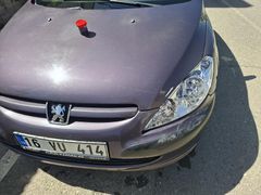 Sahibinden Peugeot 307 1.4 HDi XR 2004 Model Batman 230.000 km Lacivert