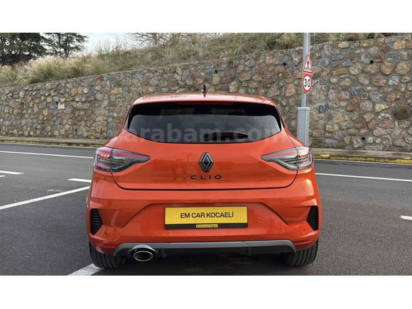 EM CAR'DAN ÇOK TEMİZ 2024 RENAULT CLİO 1.0 TCE / FUL DONANIM !