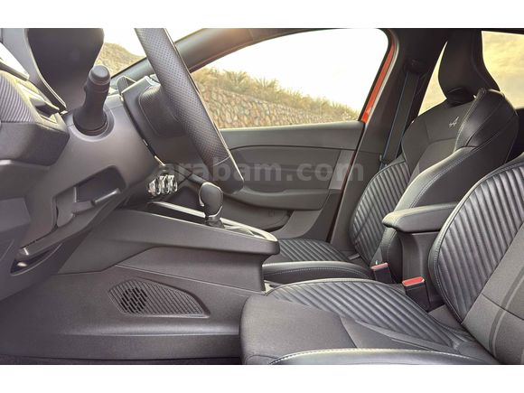 EM CAR'DAN ÇOK TEMİZ 2024 RENAULT CLİO 1.0 TCE / FUL DONANIM !