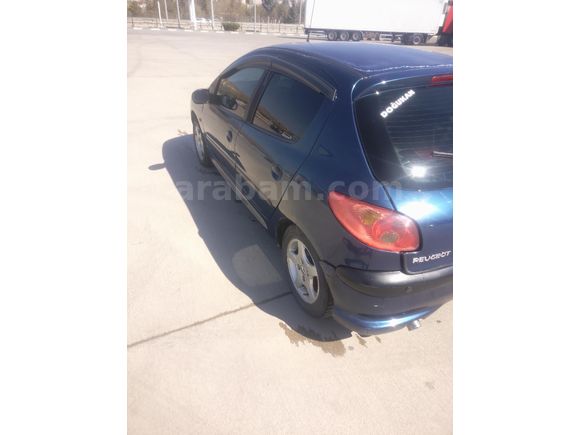 Sahibinden Peugeot 206 1.4 XT 2000 Model