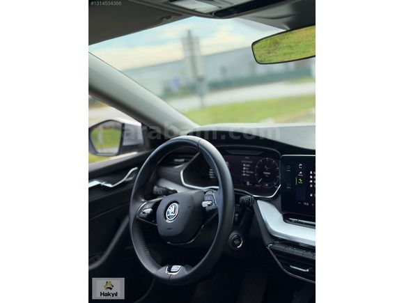 2024 MODEL HATASIZ OCTAVİA 1.5 E-TECH HYBRID PREMİUM DSG