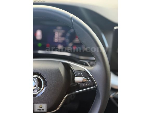 2024 MODEL HATASIZ OCTAVİA 1.5 E-TECH HYBRID PREMİUM DSG