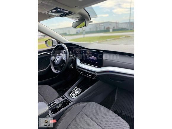 2024 MODEL HATASIZ OCTAVİA 1.5 E-TECH HYBRID PREMİUM DSG