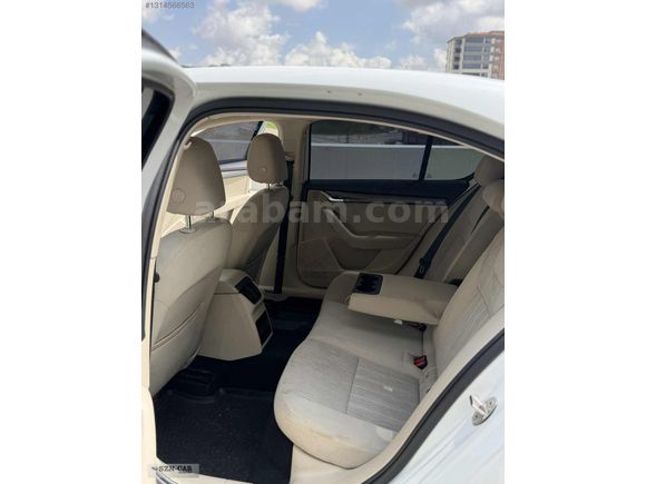 2019 OCTAVİA 128 BİN KM HATASIZ İÇİ BEJ EMSALSİZ