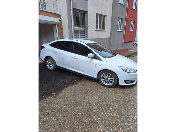 Sahibinden Ford Focus 1.5 TDCi Trend X 2015 Model