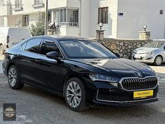 "2024 SKODA SÜPER B 50 BİN KM HATASIZ İLK SHB GARANTİLİ"