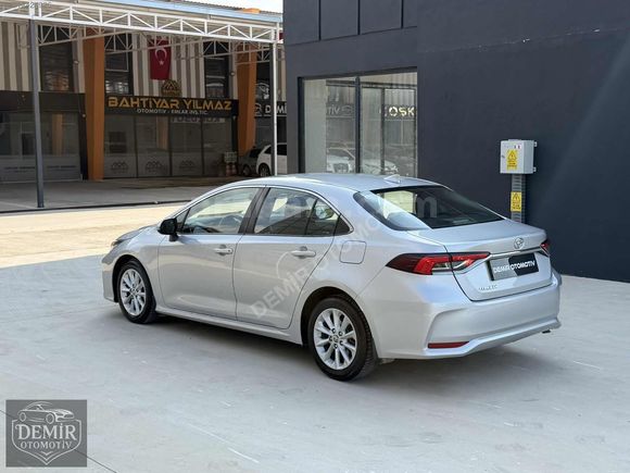 2021 Toyota Corolla 1.5 Dream otomatik