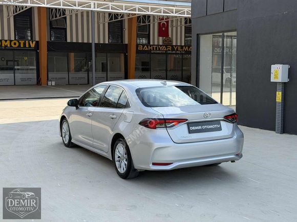 2021 Toyota Corolla 1.5 Dream otomatik