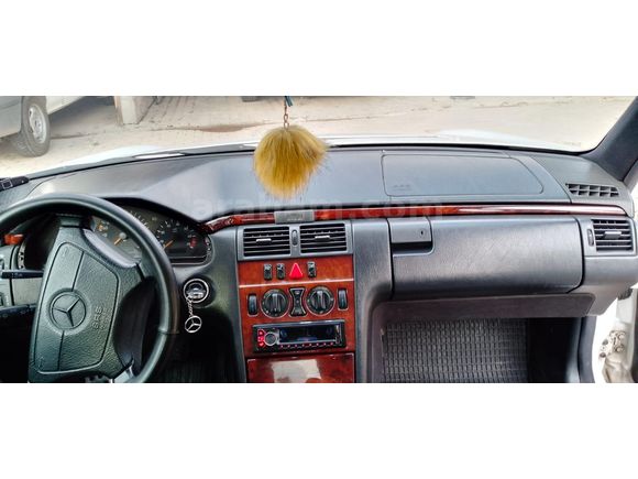 Sahibinden Mercedes - Benz E 200 Elegance 1998 Model 