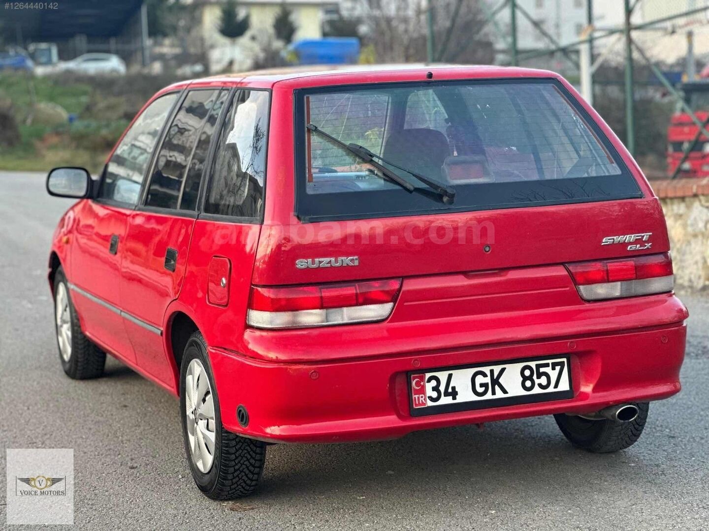 Galeriden Suzuki Swift 1.3 GLX 2001 Model İstanbul 165.000 km Kırmızı 4