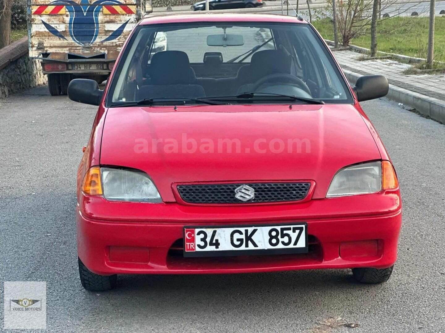 Galeriden Suzuki Swift 1.3 GLX 2001 Model İstanbul 165.000 km Kırmızı 2