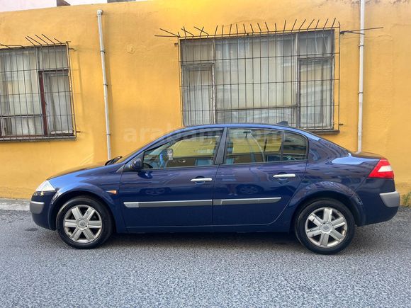 Sahibinden Renault Megane 1.6 Dynamique 2004 Model  223 km Mavi