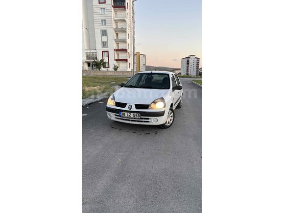 Renault Clio 1.4 Authentique 2004 
