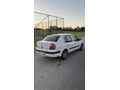 Renault Clio 1.4 Authentique 2004 
