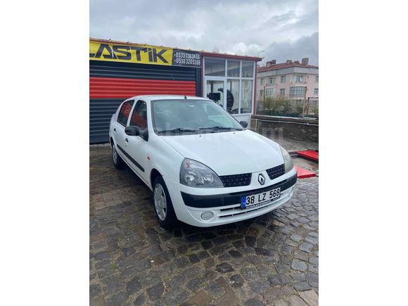 Renault Clio 1.4 Authentique 2004 
