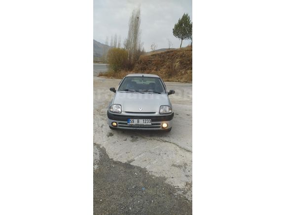Sahibinden Renault Clio 1.4 RTA 2000 Model