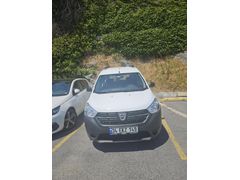 Sahibinden Dacia Dokker 1.6 SCE Eco-G Ambiance 2021 Model İstanbul 66.500 km Beyaz Şahsi kullanım aracım yük taşınmamıştır aktif kullanmaktayım