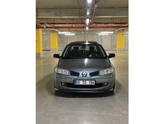 Sınıfında emsalsiz cam tavan Megane 2