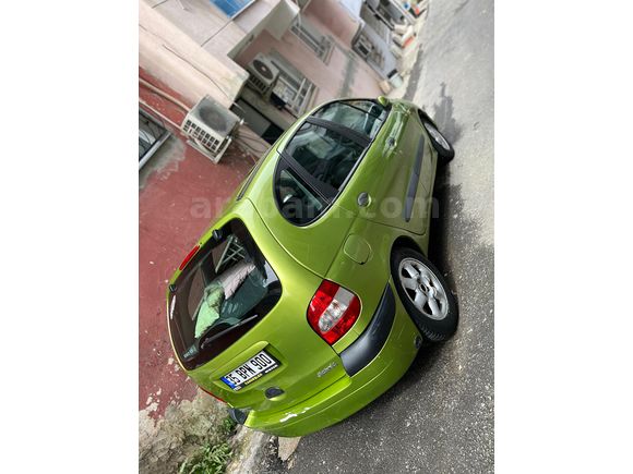 Sahibinden Renault Scenic 1.6 RXT 2001 Model 