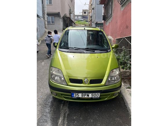 Sahibinden Renault Scenic 1.6 RXT 2001 Model 