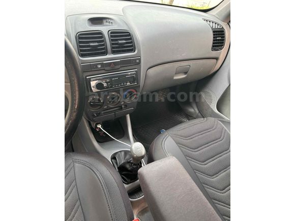 Sahibinden Hyundai Accent 1.3 Admire 2005 Model 